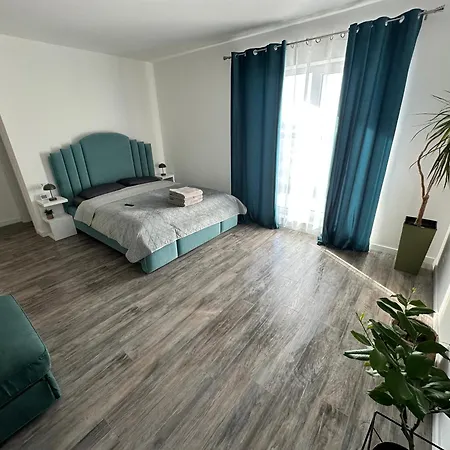 Διαμέρισμα Garsoniera Lux Κραϊόβα