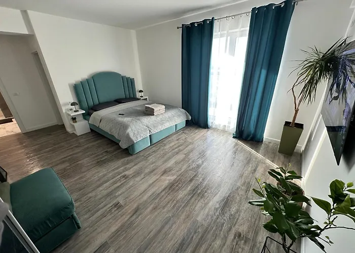 Апартаменты Garsoniera Lux Крайова