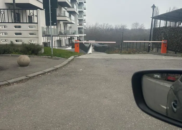 Garsoniera Lux Крайова