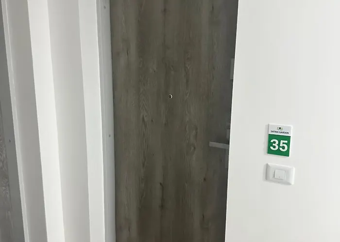 Garsoniera Lux Апартаменты