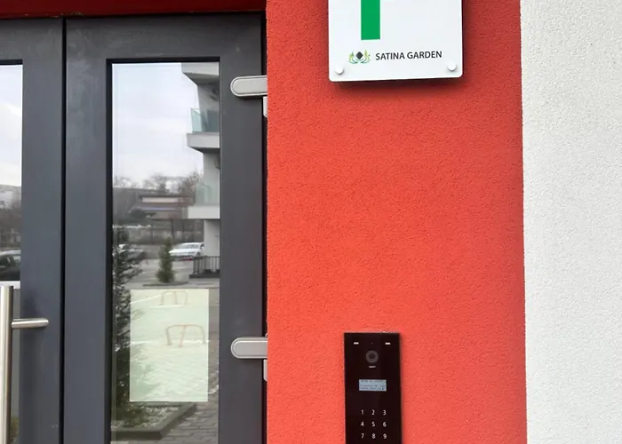 Апартаменты Garsoniera Lux Крайова